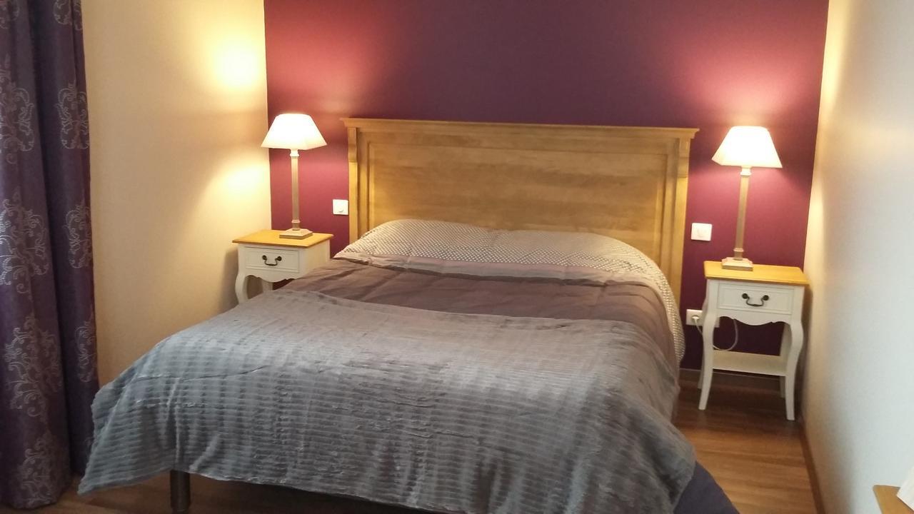 Hotel Les Aubepines Illiers-Combray エクステリア 写真