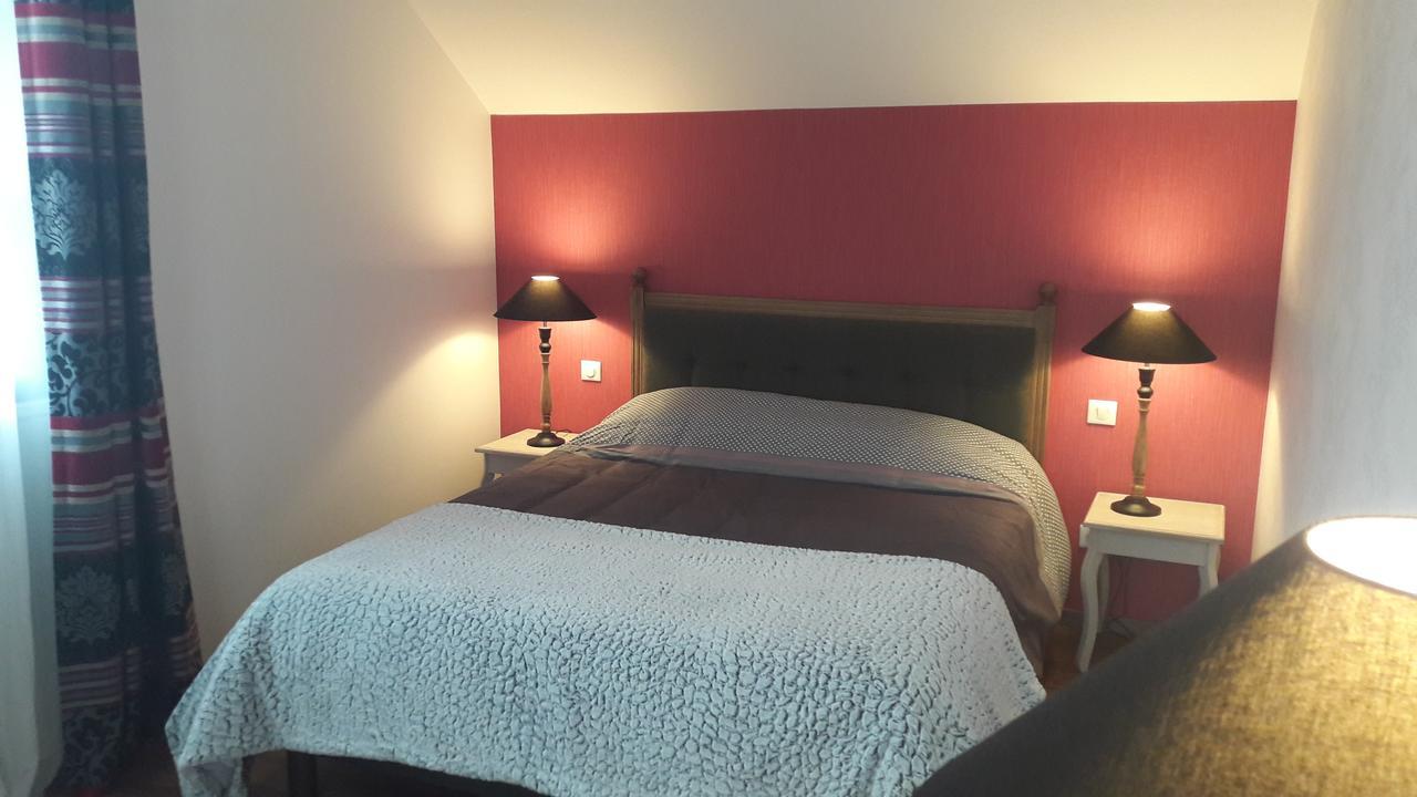 Hotel Les Aubepines Illiers-Combray エクステリア 写真