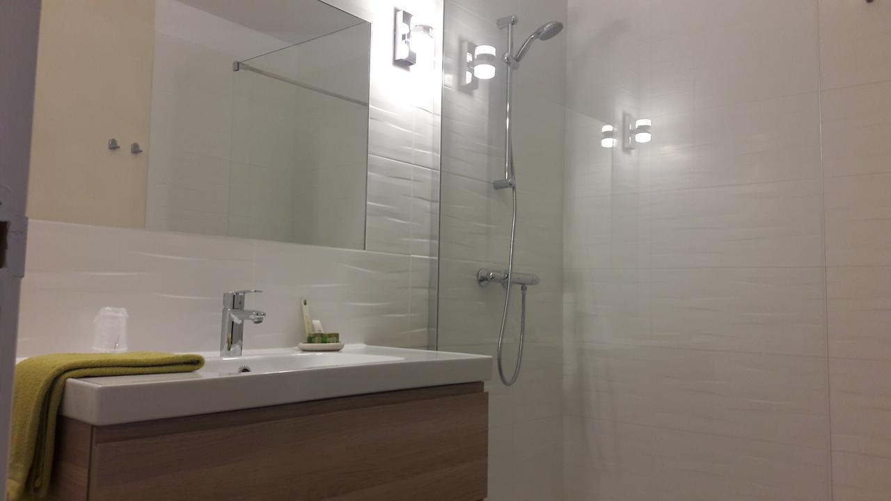 Hotel Les Aubepines Illiers-Combray エクステリア 写真