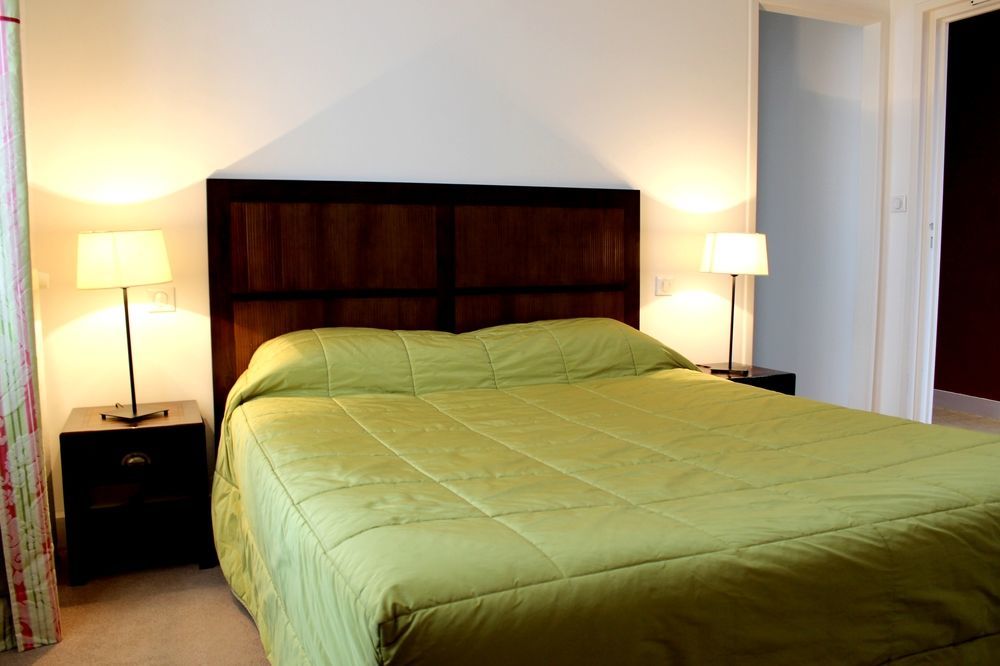 Hotel Les Aubepines Illiers-Combray エクステリア 写真